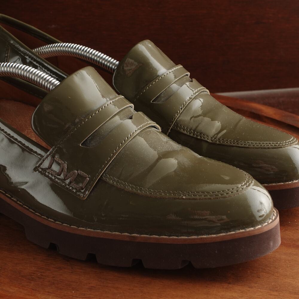 Vionic Loafers Womens SZ 8 Green Cheryl Patent Leather Comfort Preppy Twee Shoes - Picture 5 of 13